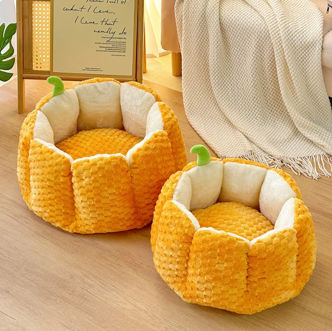 Halloween Pumpkin Plush Cat Bed